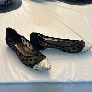 Vaneli Black and Gold Mesh Flats